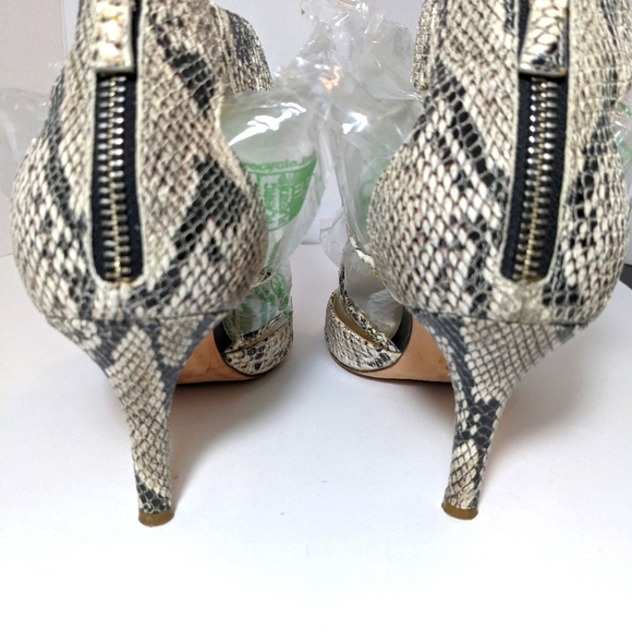 Cole Haan strappy heels Women's Size 9 1/2 - Picture 4 of 10